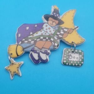 Debbie Mumm Halloween Bear Witch Pin Brooch